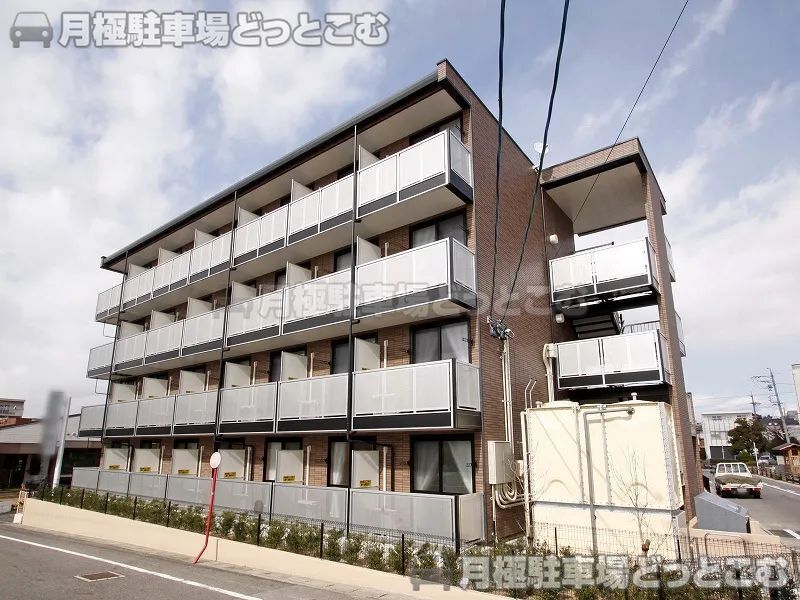 豊田市山之手3－15の月極駐車場1