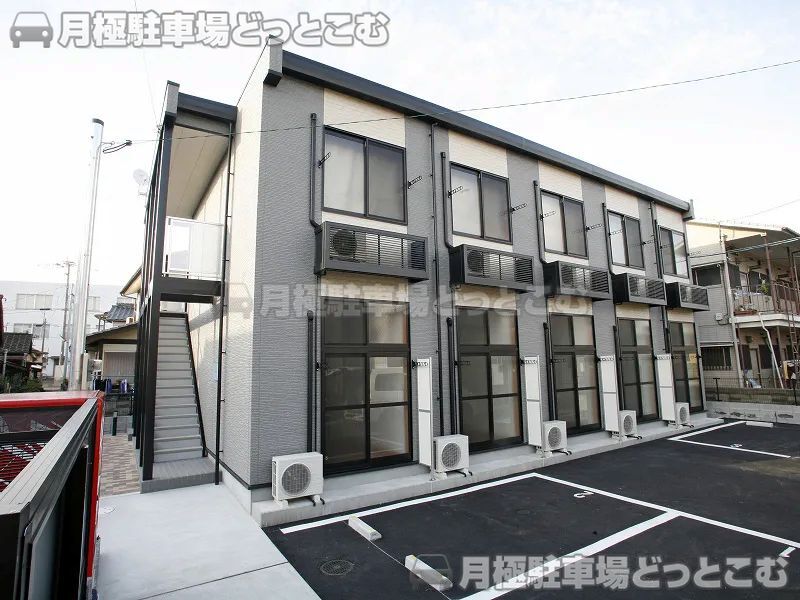 福岡市東区名島3－13－27の月極駐車場1