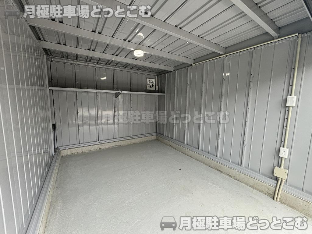 小牧市大山山中2061番の月極駐車場2