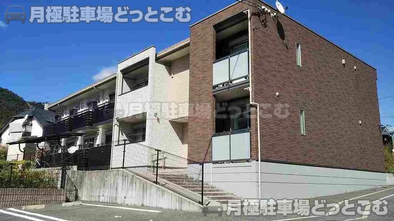 広島市東区馬木4－1449－1の月極駐車場1