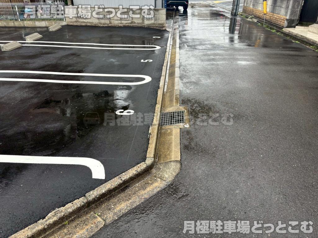 名古屋市北区清水1丁目11−11の月極駐車場4