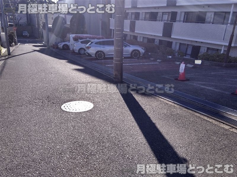 名古屋市天白区八事天道523の月極駐車場8