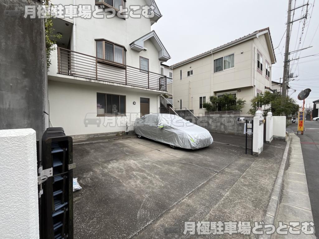 さいたま市見沼区南中丸619-1の月極駐車場2