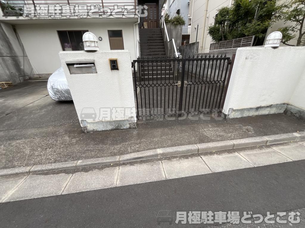 さいたま市見沼区南中丸619-1の月極駐車場8