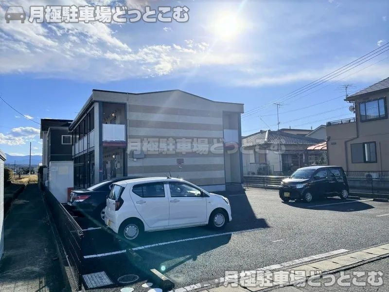 伊豆の国市四日町836－8の月極駐車場1
