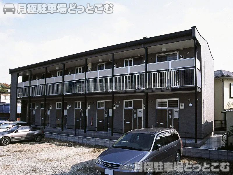 藤沢市朝日町18－5の月極駐車場1