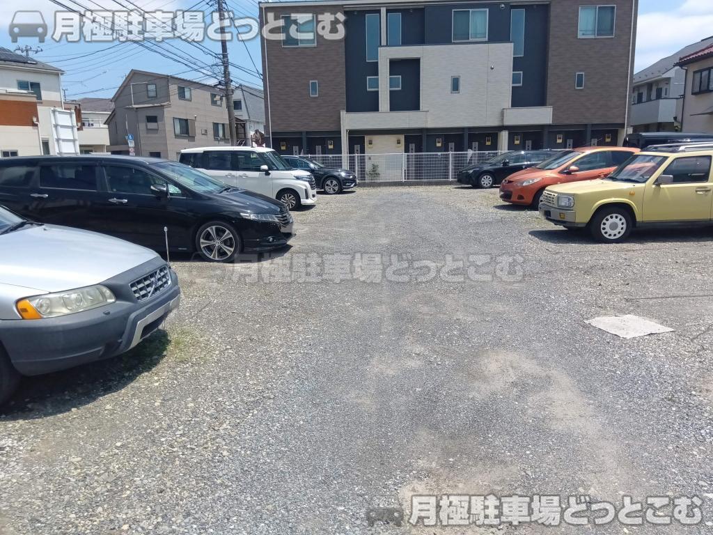 狛江市駒井町3丁目1－3西の月極駐車場1