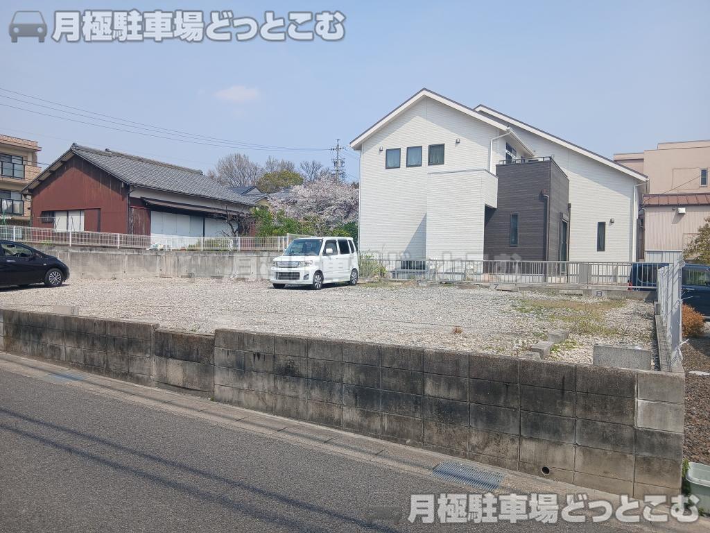 日進市浅田平子3-136の月極駐車場2