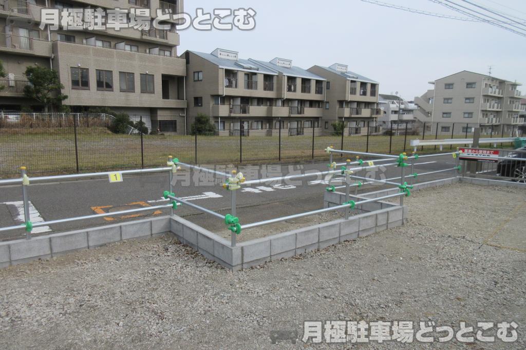 横浜市都筑区富士見が丘9-16の月極駐車場1