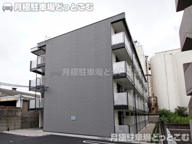 名古屋市港区千鳥2－9－31の月極駐車場1