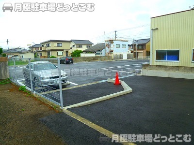 板野郡藍住町奥野字前川98番地3の月極駐車場2