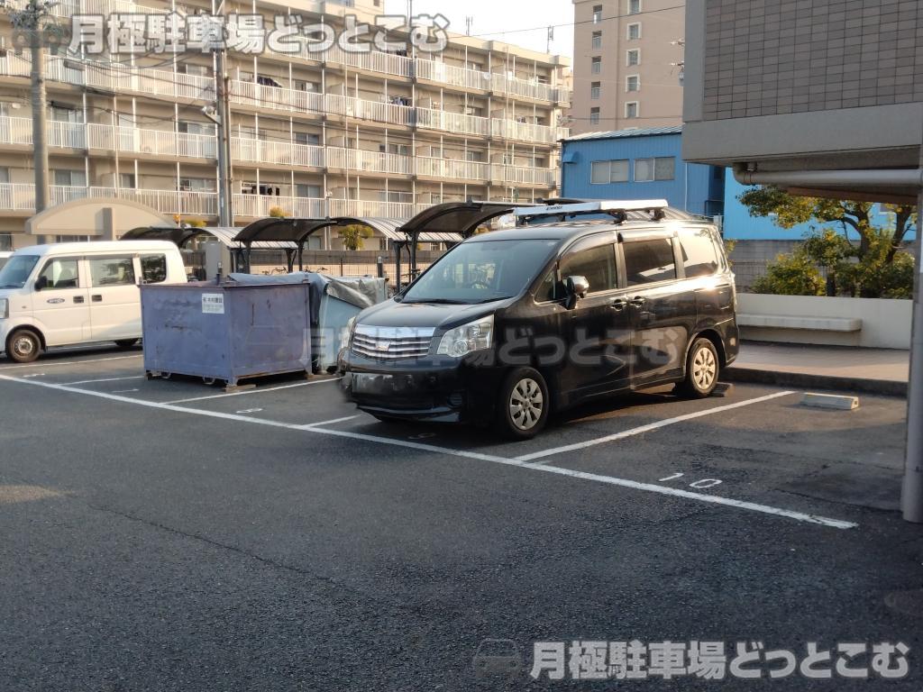 名古屋市南区元塩町3丁目12-12の月極駐車場3
