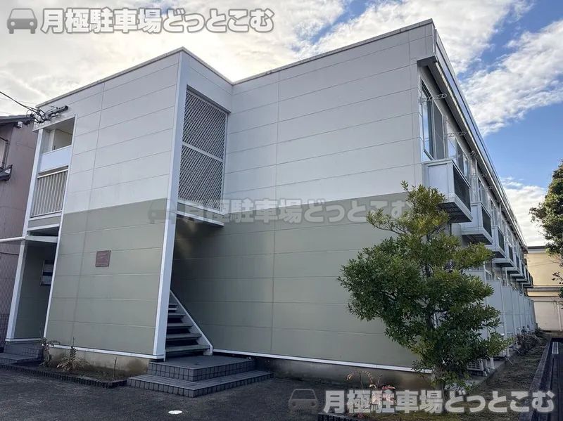 津市広明町193－1の月極駐車場1