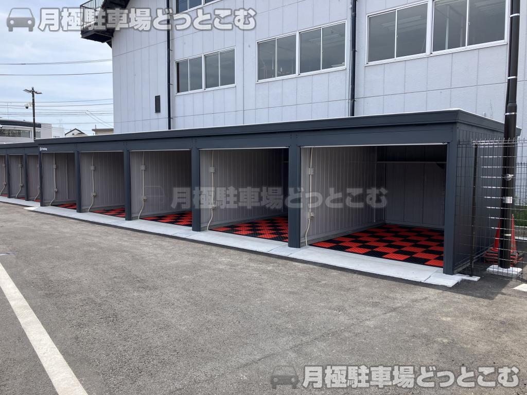 武蔵村山市伊奈平1丁目76番，77番の月極駐車場4