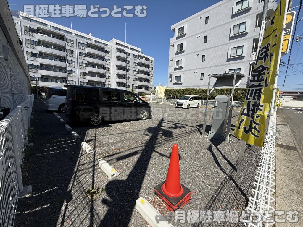 つくば市天久保1丁目10-17の月極駐車場2