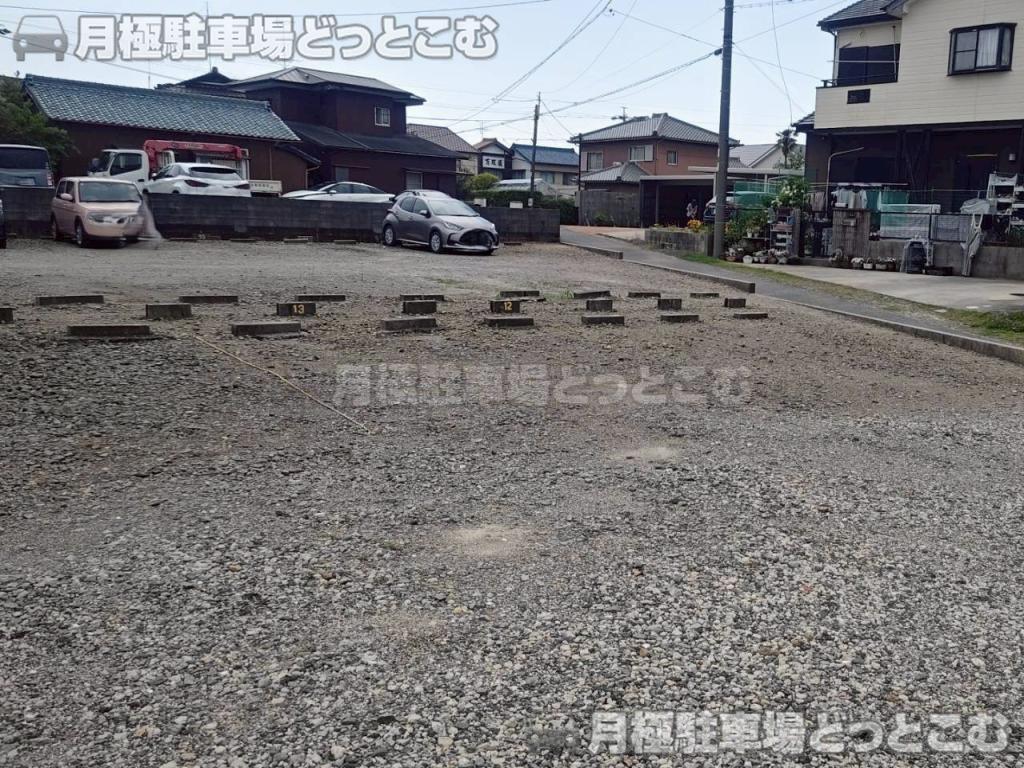 安城市東栄町2丁目12−8の月極駐車場7
