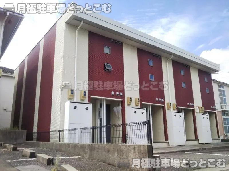 新潟市西区五十嵐二の町8370－9の月極駐車場1