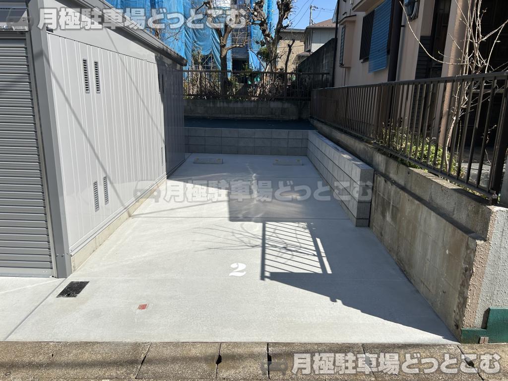 川崎市宮前区平5丁目4−31の月極駐車場2