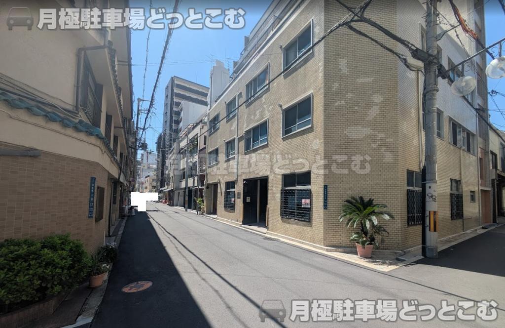 大阪市中央区日本橋2丁目14−36の月極駐車場1
