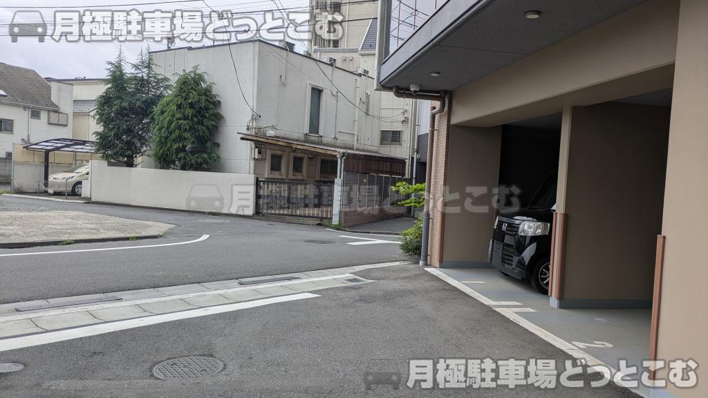 杉並区荻窪1丁目27-5の月極駐車場4