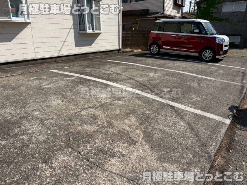 八王子市長沼町769-3の月極駐車場1