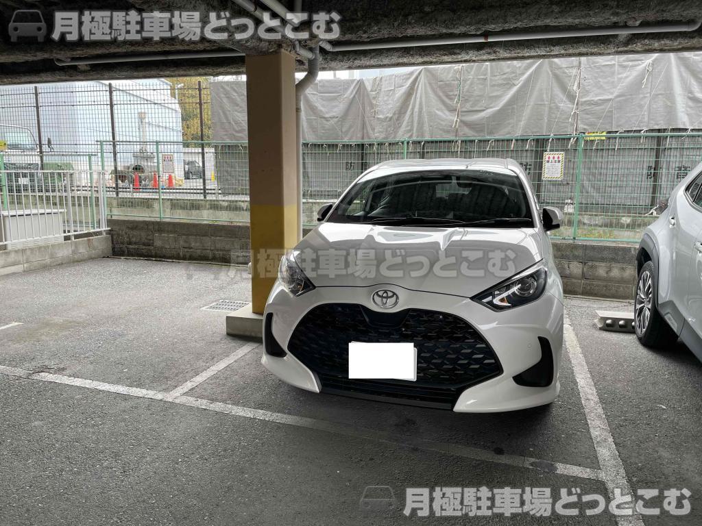 羽曳野市西浦6丁目1−5の月極駐車場3