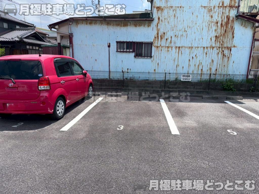 刈谷市一ツ木町清水田2-22の月極駐車場8