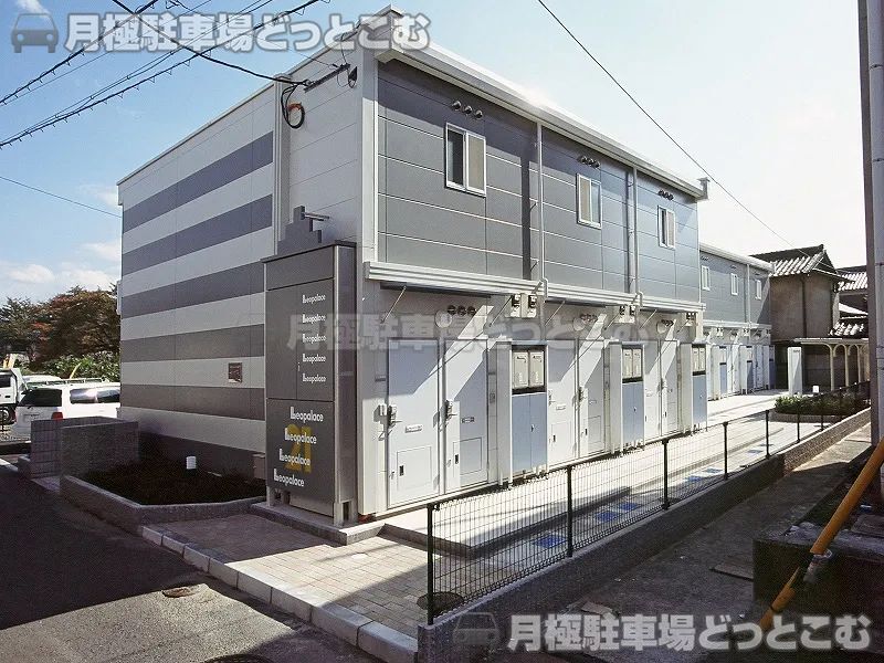 橿原市内膳町2－10－8の月極駐車場1