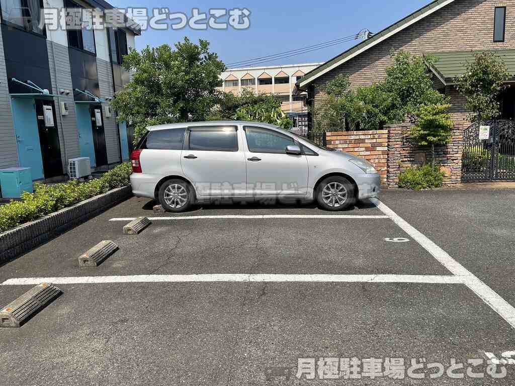 北九州市八幡西区幸神3-9-6の月極駐車場3