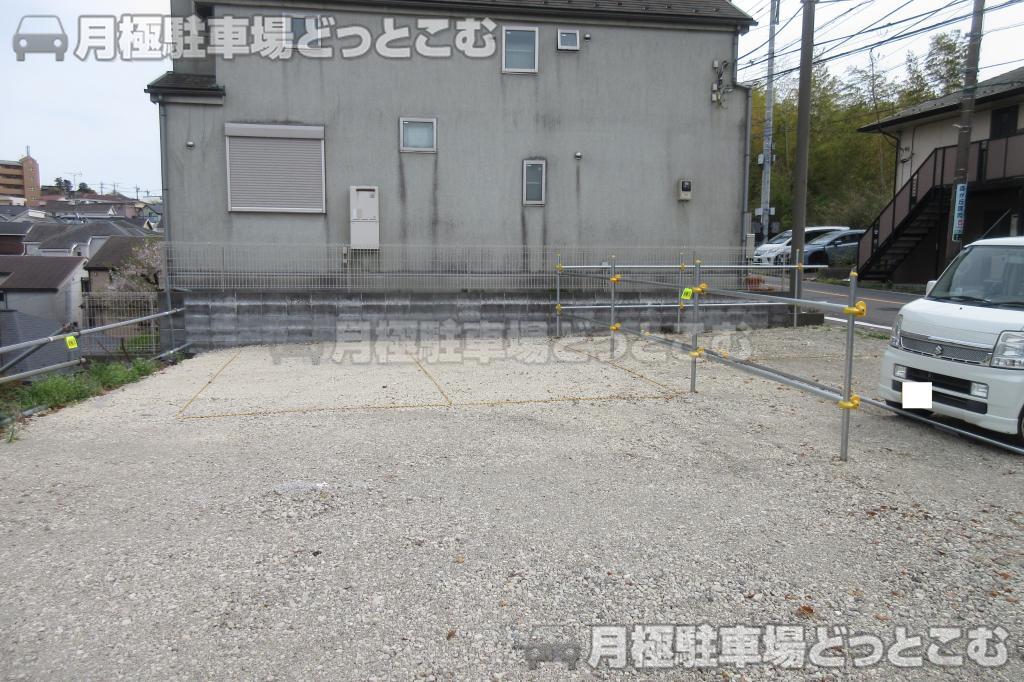 横浜市磯子区森が丘2丁目25−45の月極駐車場2