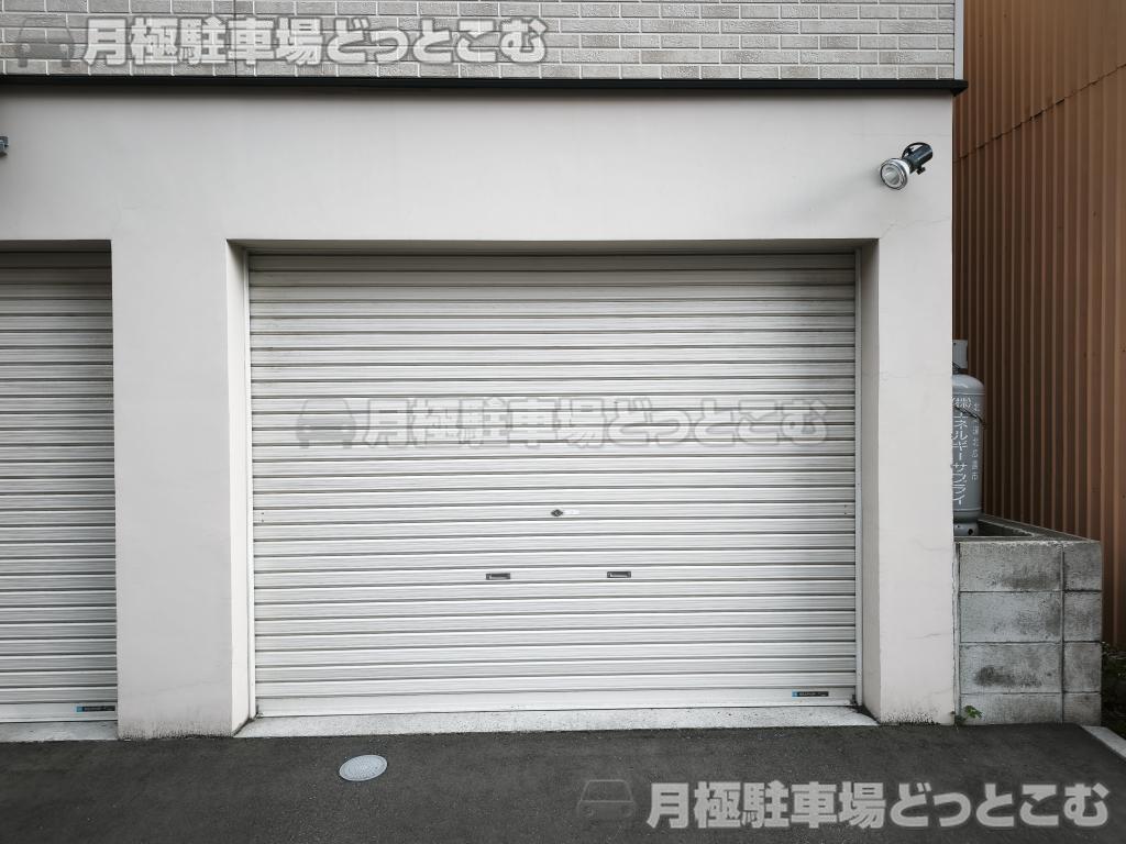 札幌市白石区本通17丁目北10-15の月極駐車場2