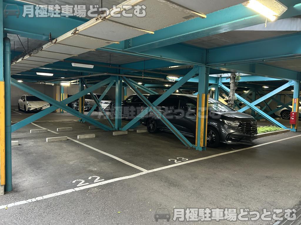 板橋区新河岸2丁目1－40の月極駐車場3