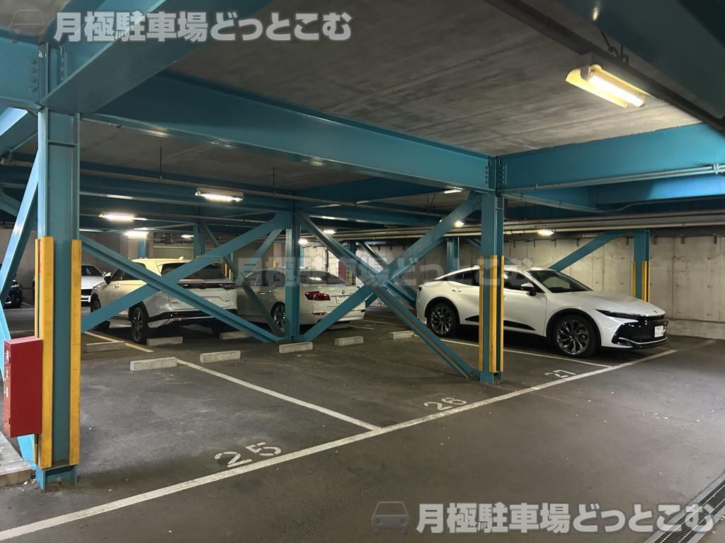 板橋区新河岸2丁目1－40の月極駐車場4