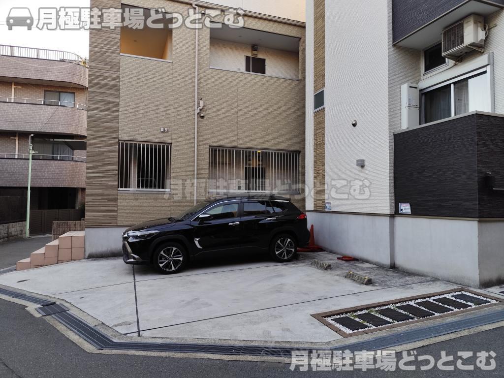 豊中市庄内東町6丁目7−13の月極駐車場7