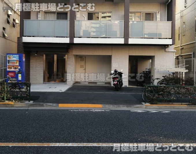 葛飾区亀有3丁目12−13の月極駐車場1