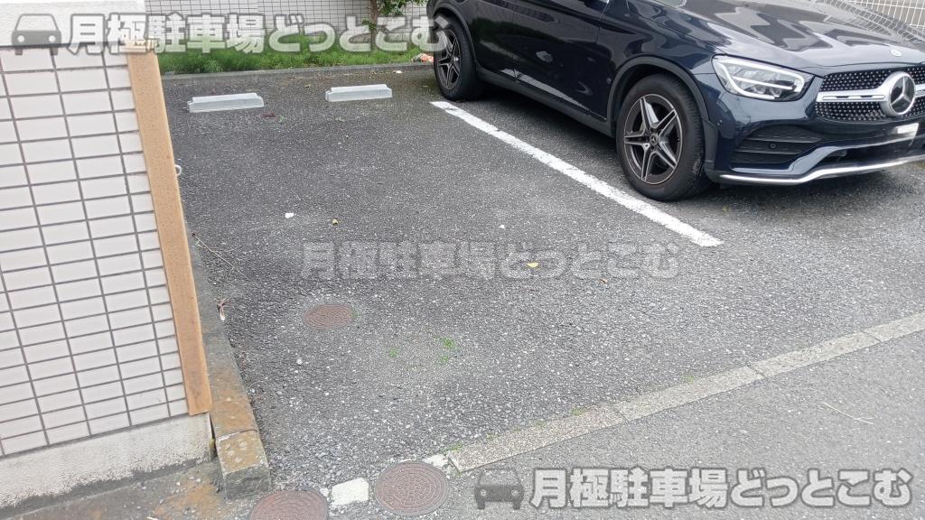 鎌倉市山ノ内780-1の月極駐車場7
