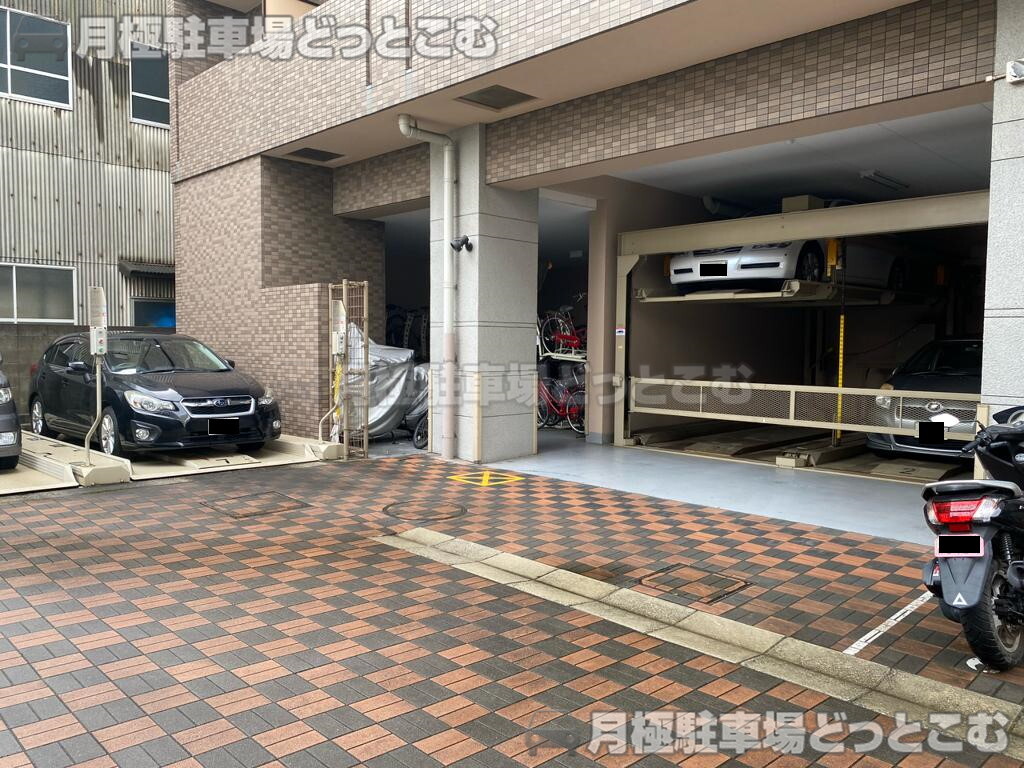 大阪市西淀川区千舟2-6-30の月極駐車場1