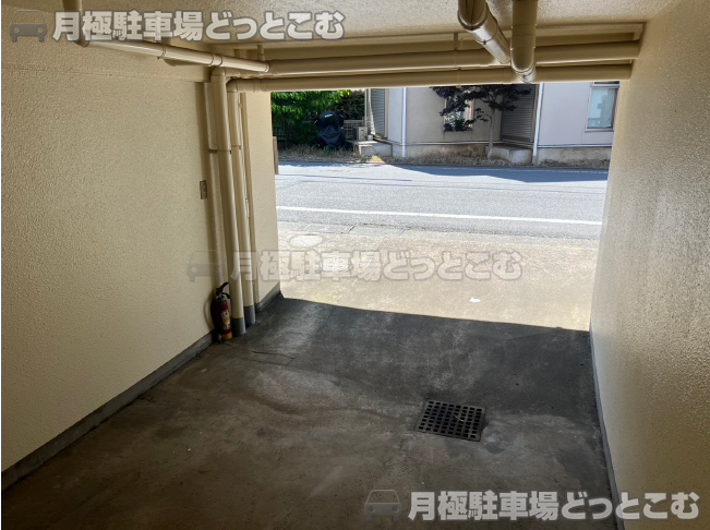 世田谷区桜上水2丁目9-8の月極駐車場3