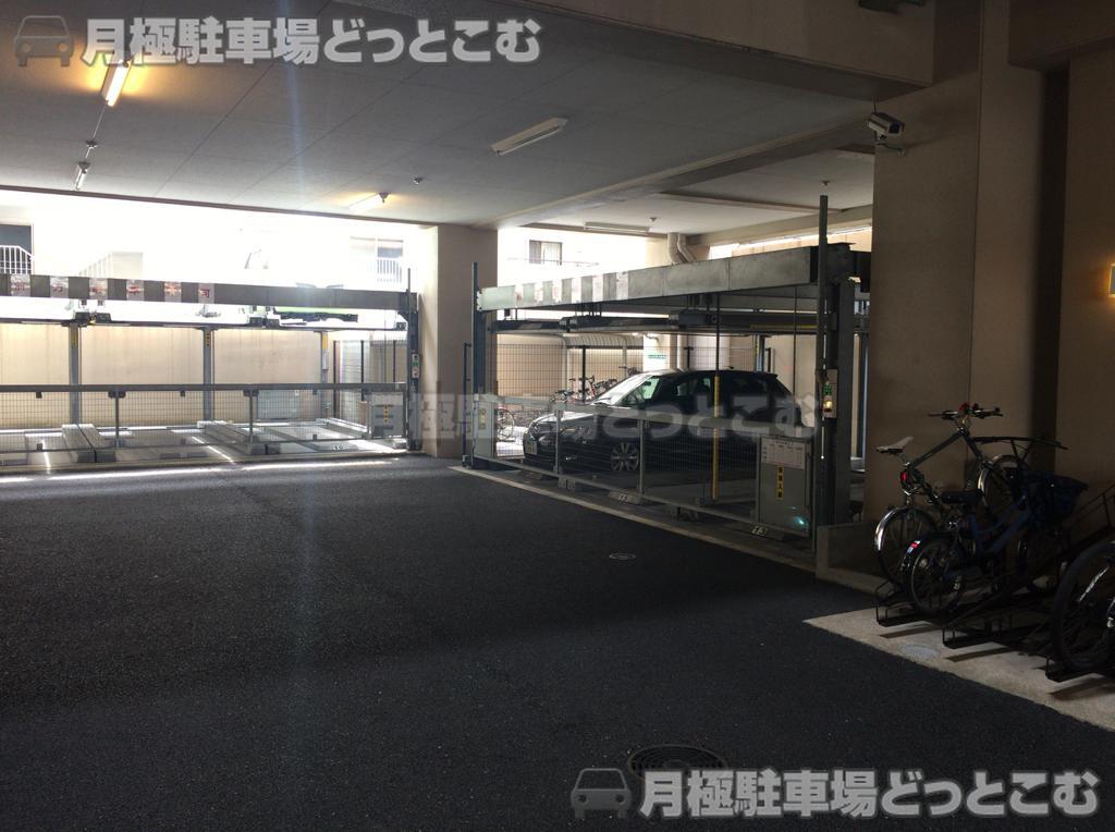 福岡市中央区平尾2丁目9-5の月極駐車場2