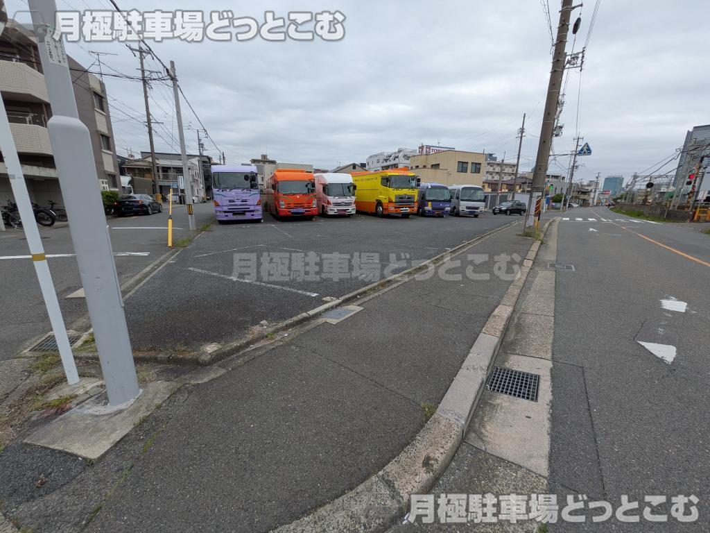 名古屋市中村区長戸井町3丁目41-6の月極駐車場3