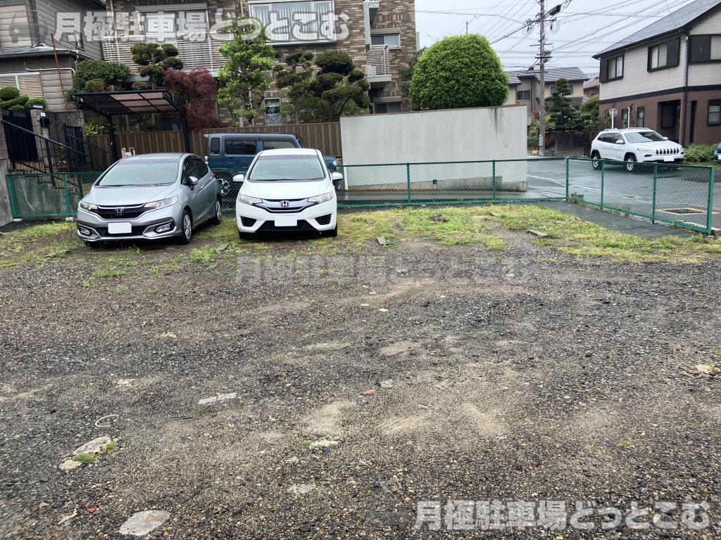 名古屋市瑞穂区神前町1丁目28の月極駐車場3