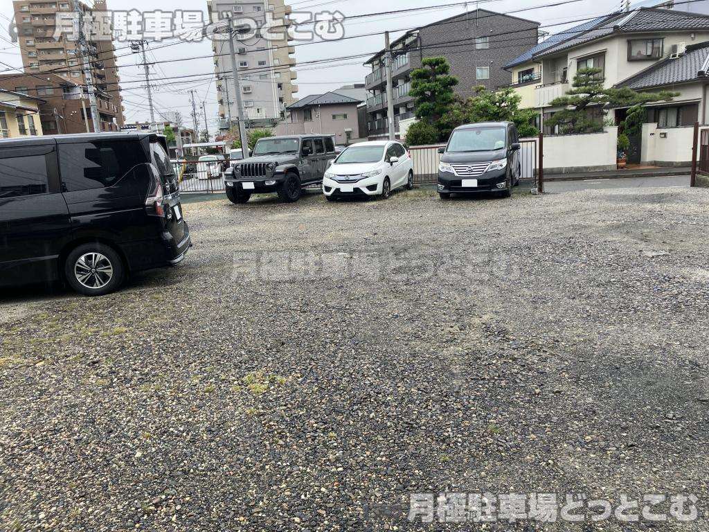 名古屋市瑞穂区内方町2丁目38の月極駐車場9