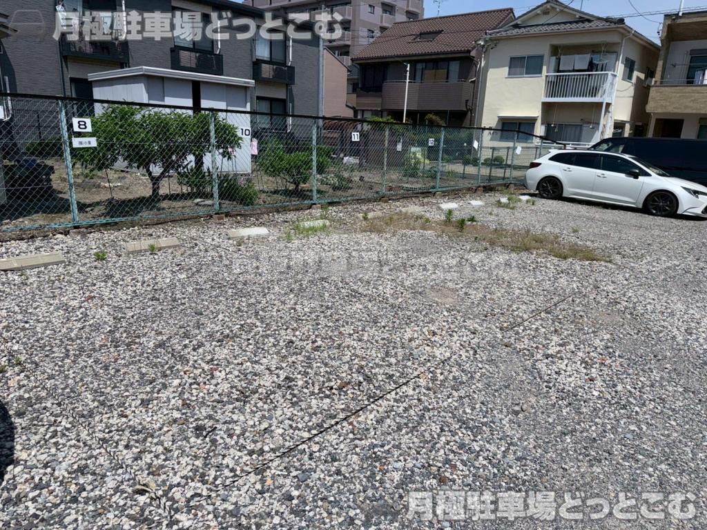 名古屋市北区龍ノ口町2丁目18の月極駐車場3