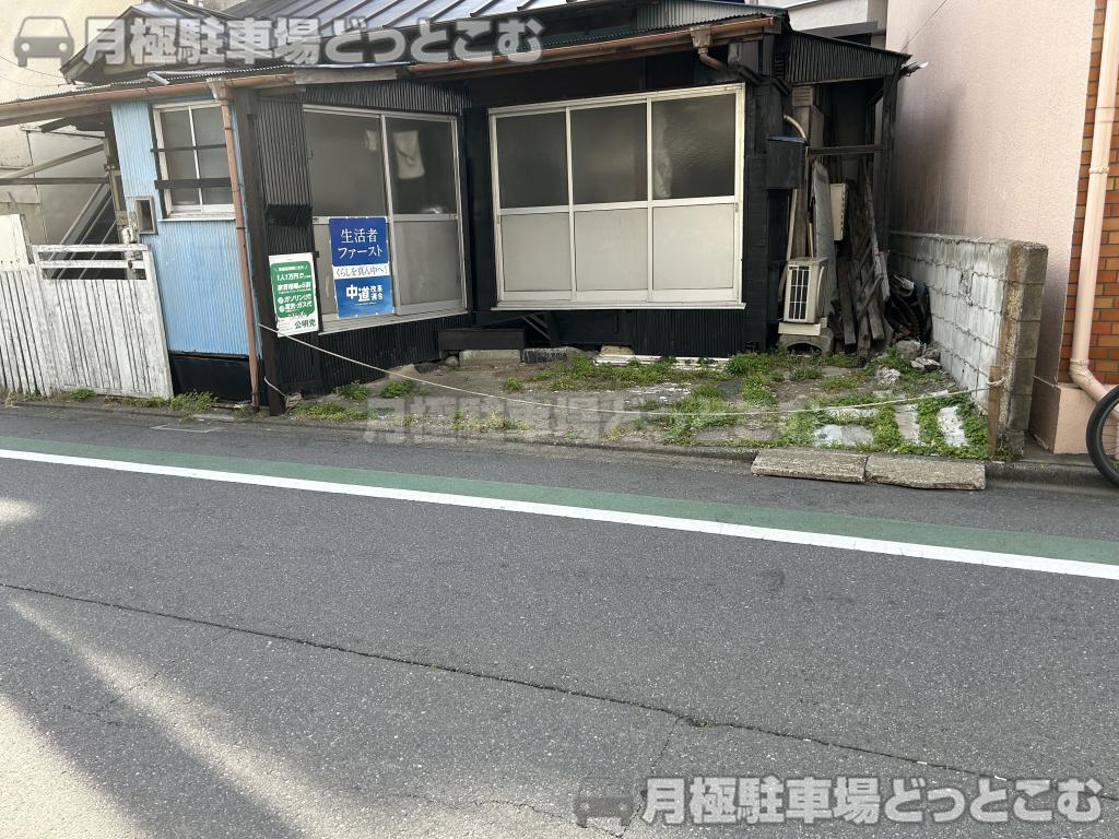 北区志茂2丁目34-1の月極駐車場4