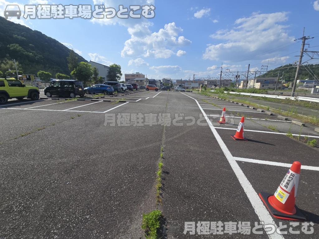 丹波篠山市大沢2丁目12-2,12-4,12-8の月極駐車場5