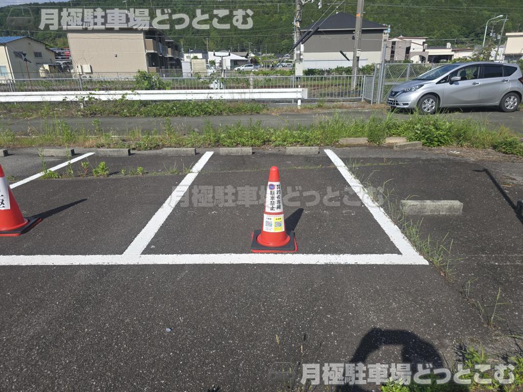 丹波篠山市大沢2丁目12-2,12-4,12-8の月極駐車場7