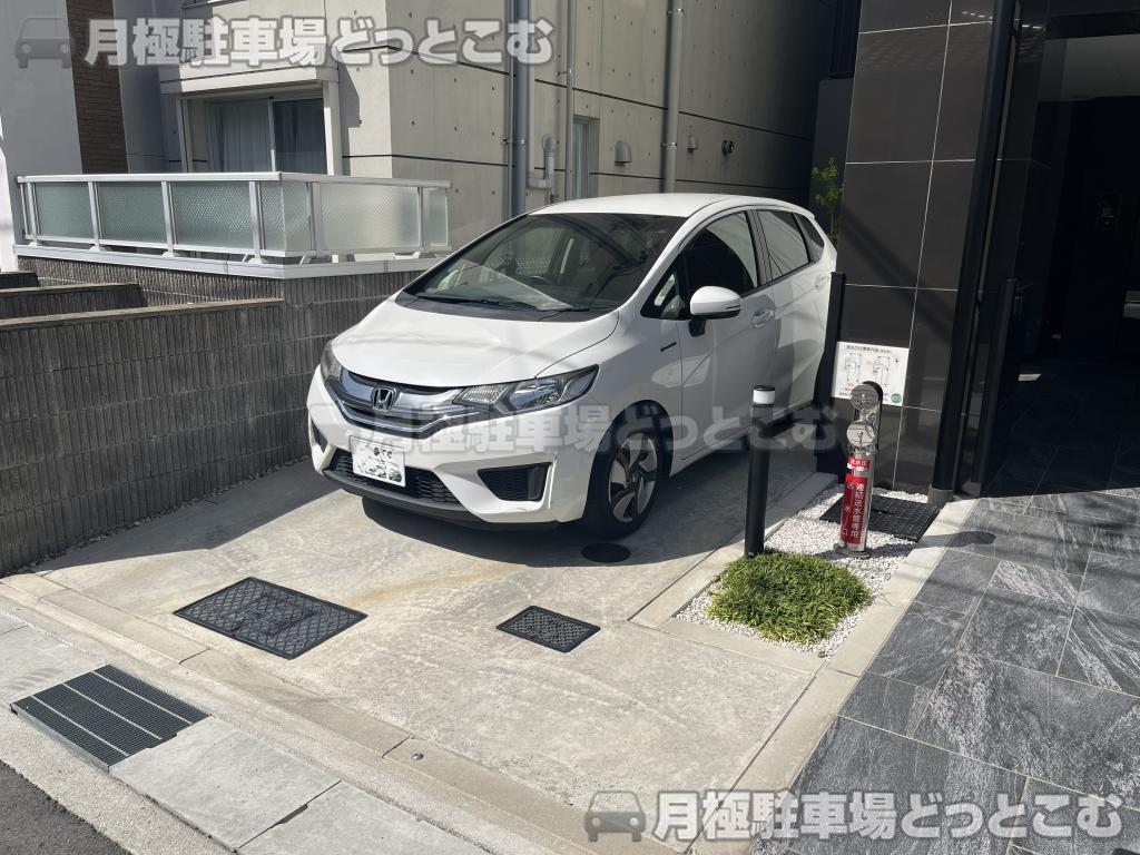 名古屋市千種区唐山町2丁目2の月極駐車場2