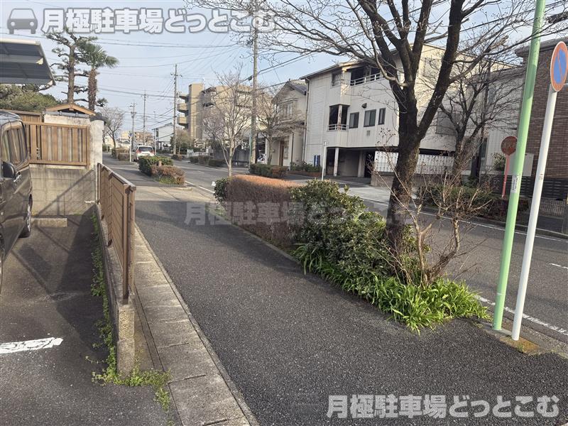 名古屋市緑区鳴海町白山104他の月極駐車場3