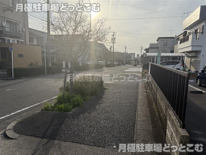 名古屋市緑区鳴海町白山104他の月極駐車場4