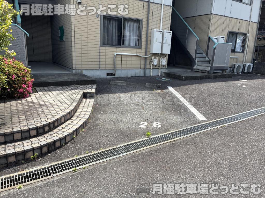 日進市岩崎町神明115の月極駐車場10